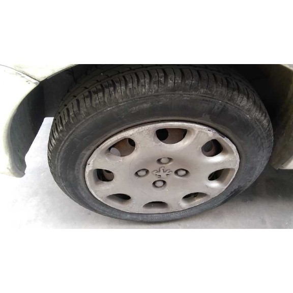 peugeot 206 berlina del año 2004