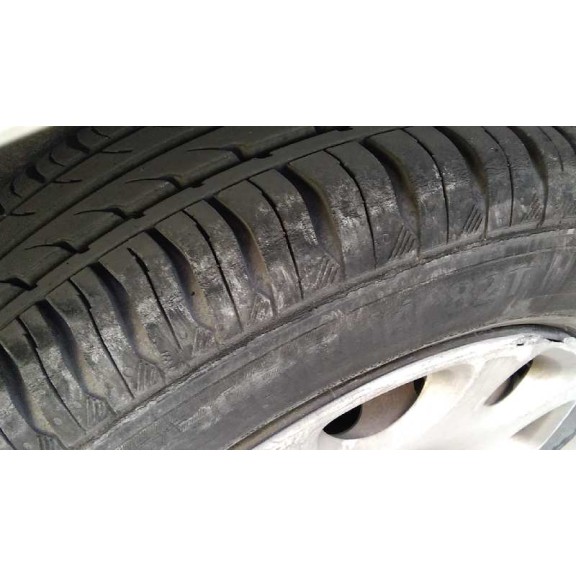 peugeot 206 berlina del año 2004