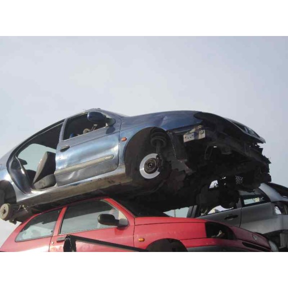 renault megane i fase 2 berlina (ba0) del año 2001