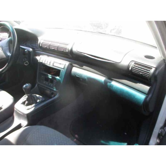 audi a4 berlina (b5) del año 1996