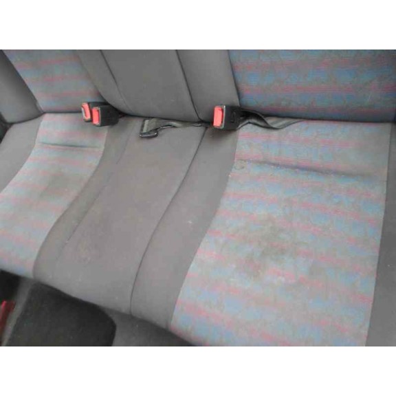 volkswagen polo berlina (6n1) del año 1997