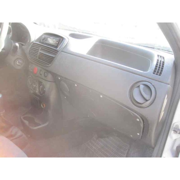 fiat punto berlina (188) del año 2006