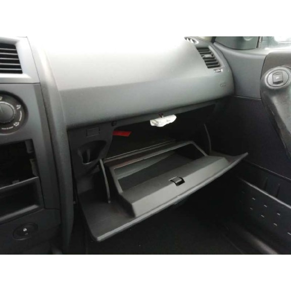 renault megane ii berlina 3p del año 2003