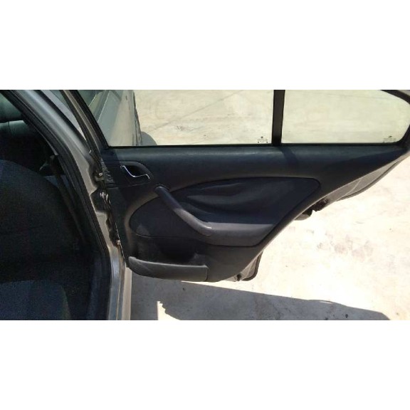 skoda octavia berlina (1u2) del año 2002