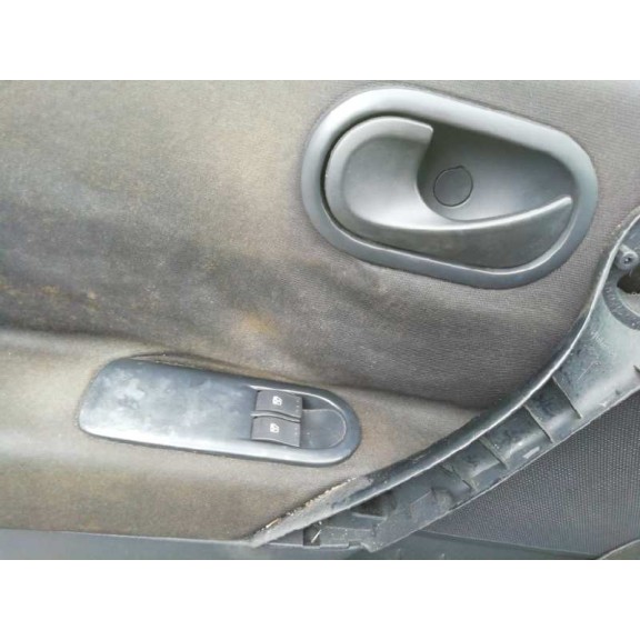 renault megane ii berlina 3p del año 2003