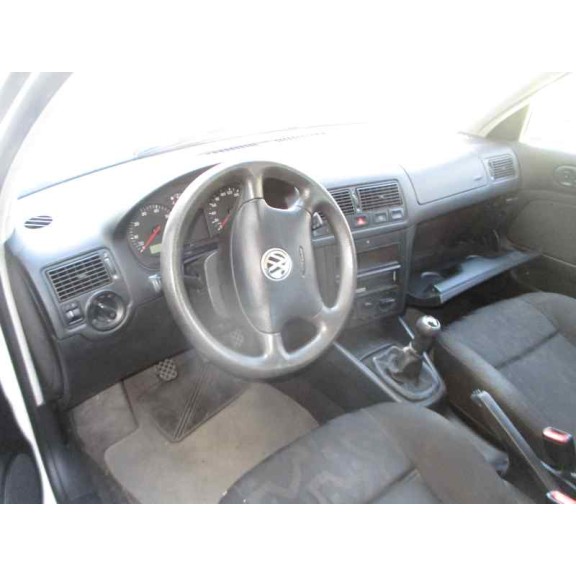 volkswagen golf iv berlina (1j1) del año 1999