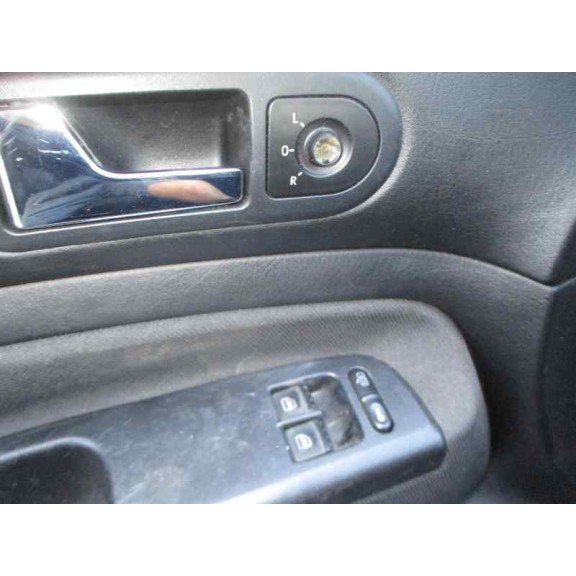 volkswagen golf iv berlina (1j1) del año 1999