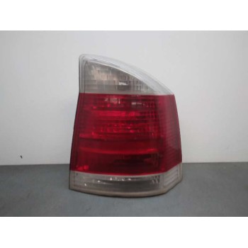 PILOTO TRASERO DERECHO 13131002 GRIETA INTERIOR 