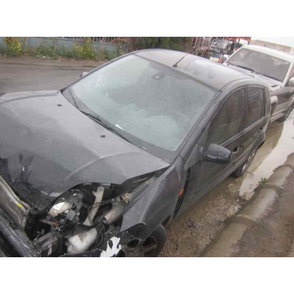 ford fiesta (cbk) del año 2001