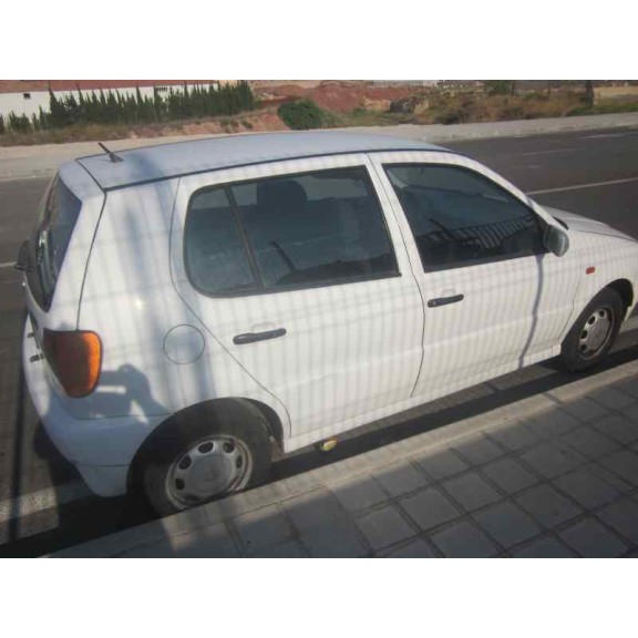 volkswagen polo berlina (6n1) del año 1995