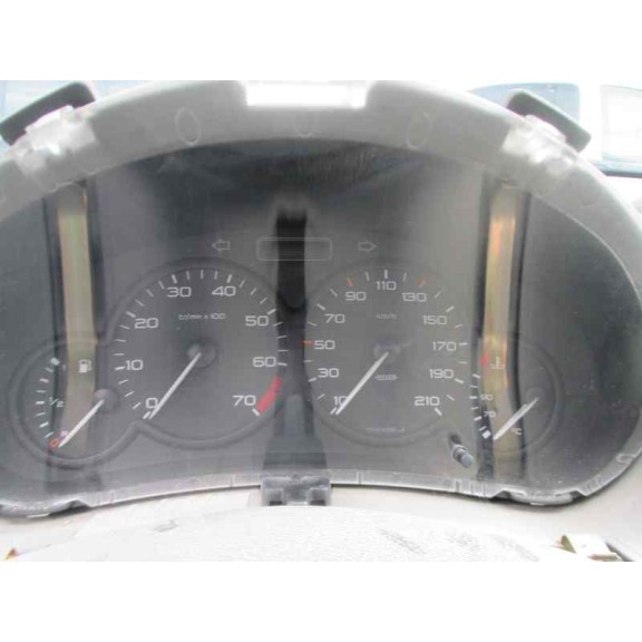 peugeot 206 berlina del año 2001