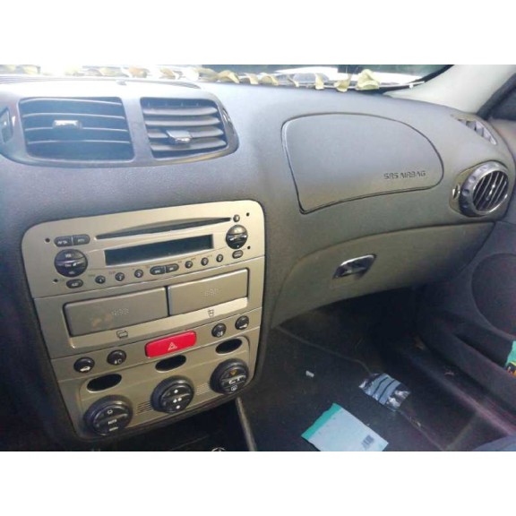 alfa romeo 147 (190) del año 2003