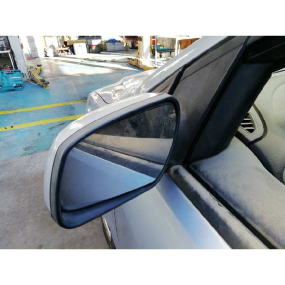 ford focus berlina (cap) del año 2006