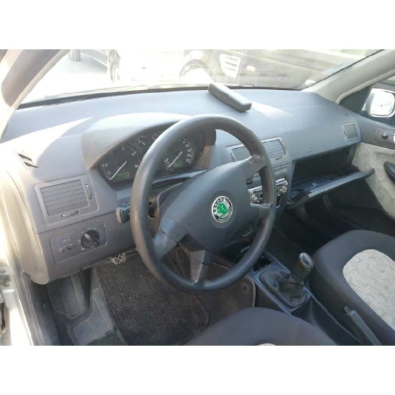 skoda fabia (6y2/6y3) del año 2003