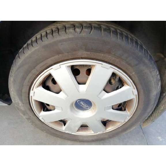 ford focus berlina (cap) del año 2006