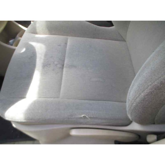 renault modus del año 2004