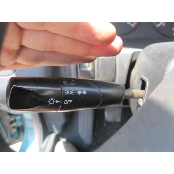 mazda 323 berlina c/f/s (ba) del año 1997