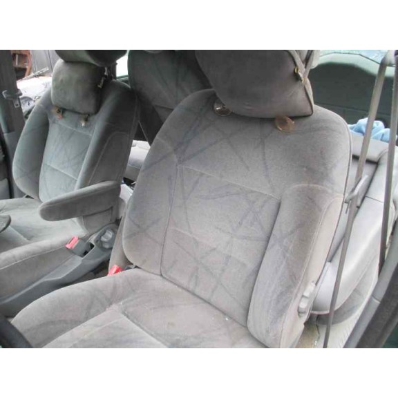 peugeot 806 del año 2000