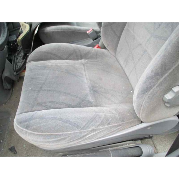 peugeot 806 del año 2000