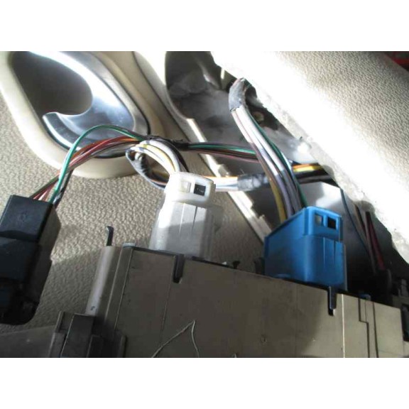 renault modus del año 2004