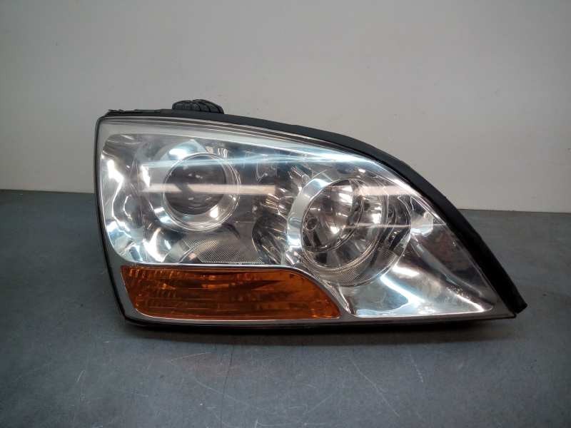 Recambio de faro derecho para kia sorento 2.5 crdi active referencia OEM IAM  2 SERIE 