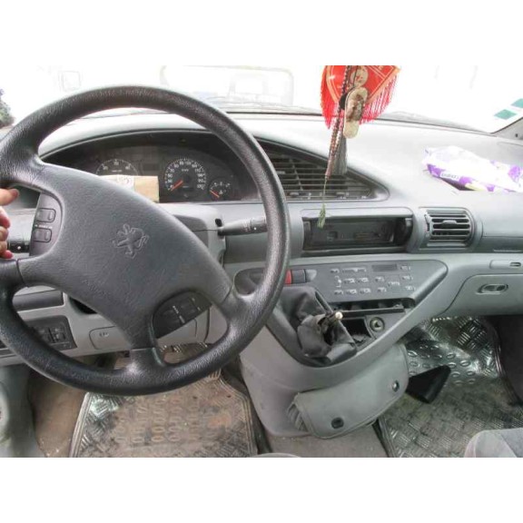 peugeot 806 del año 2000