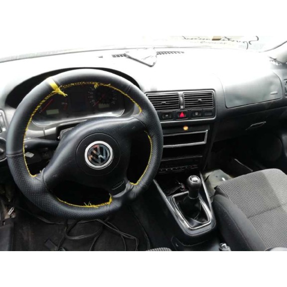 volkswagen golf iv berlina (1j1) del año 2000