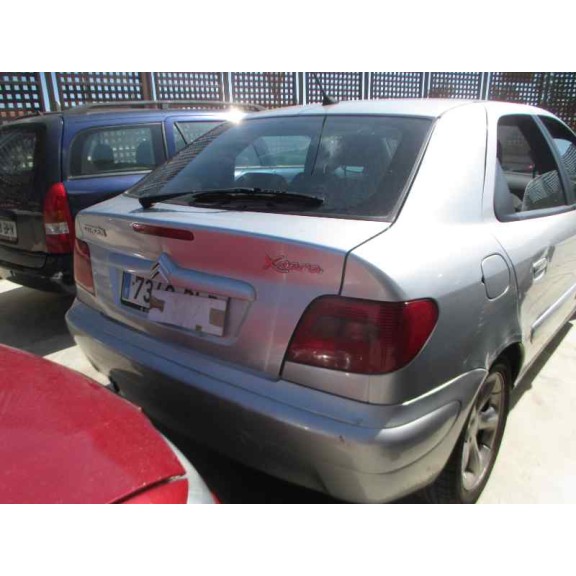 citroën xsara berlina del año 2001