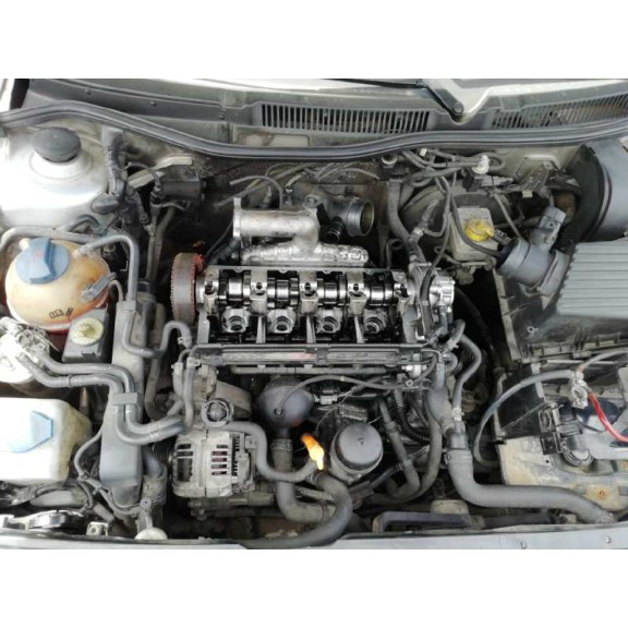 volkswagen golf iv berlina (1j1) del año 2000