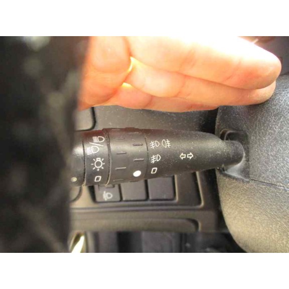 citroën xsara berlina del año 2001