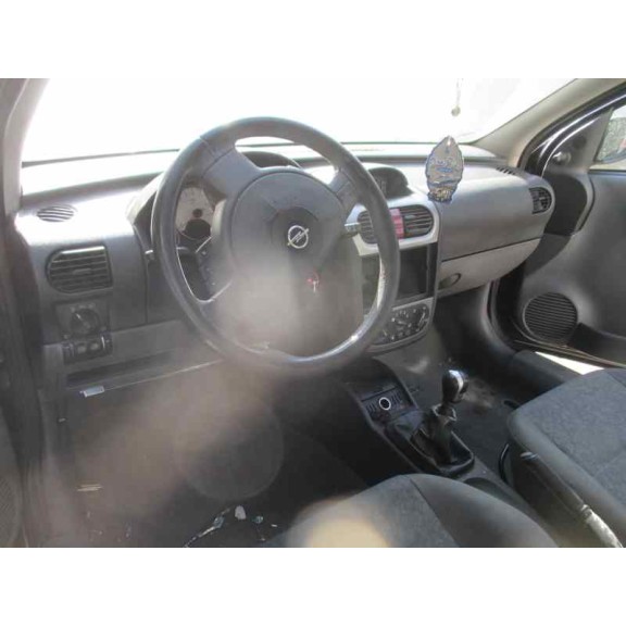 opel corsa c del año 2000