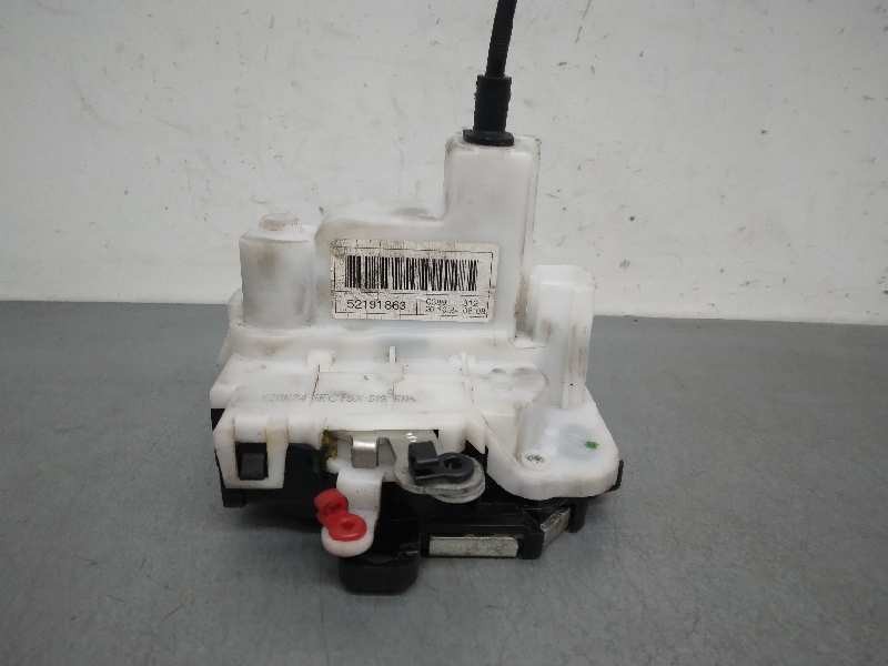 Recambio de cerradura puerta delantera izquierda para fiat 500 lounge referencia OEM IAM 52191863 5 PINES 