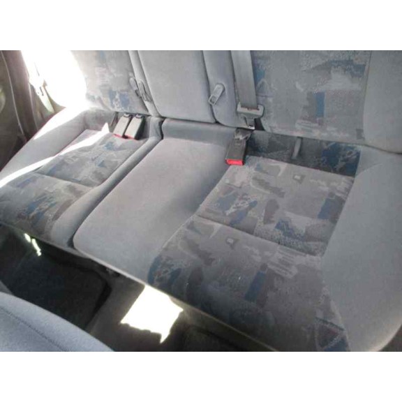 citroën xsara berlina del año 2001