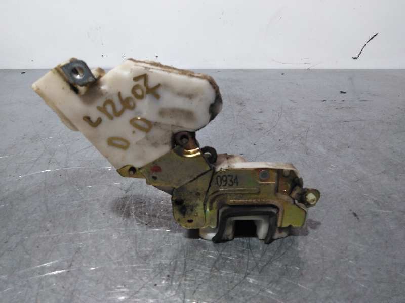 Recambio de cerradura puerta delantera derecha para nissan serena (c23m) 2.3 invitation d referencia OEM IAM 8055261U01 2 PIN 