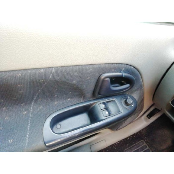 renault clio ii fase ii (b/cb0) del año 2002