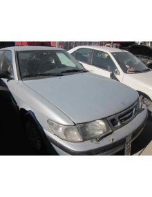 saab 9-3 berlina del año 2000