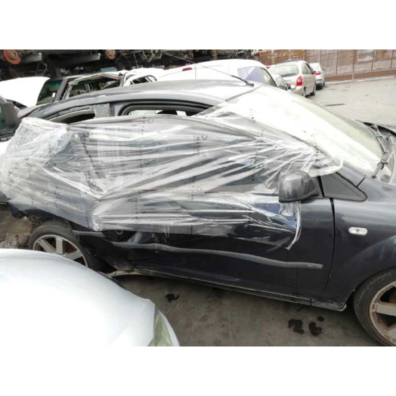 ford focus berlina (cap) del año 2006