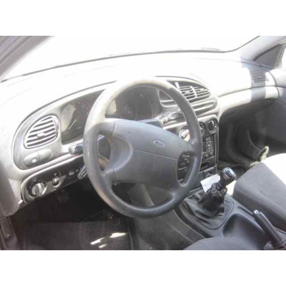 ford mondeo berlina (gd) del año 2000