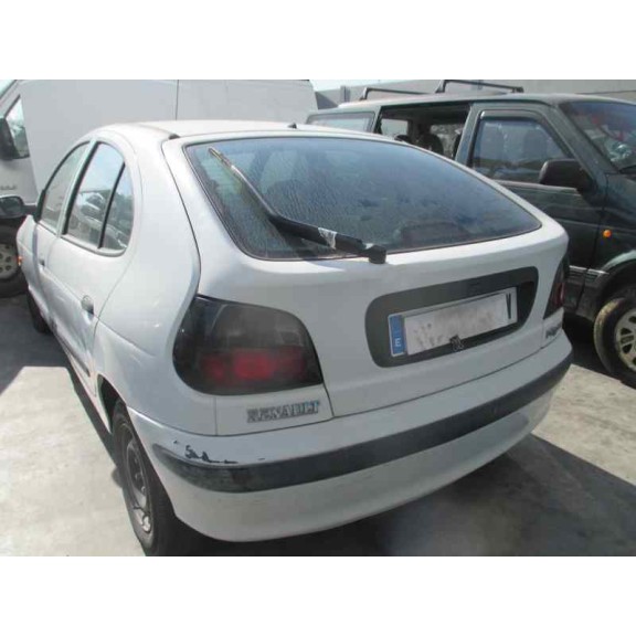 renault megane i berlina hatchback (ba0) del año 1996