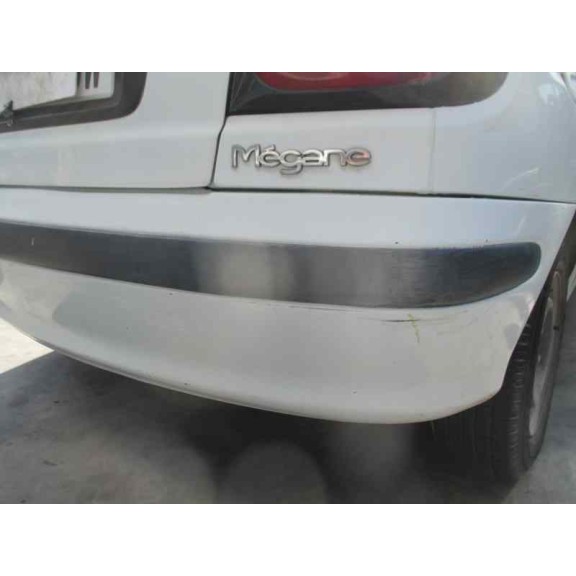 renault megane i berlina hatchback (ba0) del año 1996