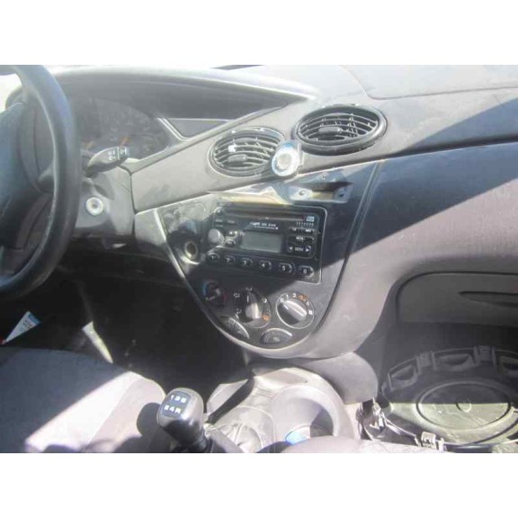 ford focus turnier (cak) del año 2001