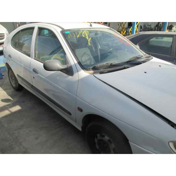 renault megane i berlina hatchback (ba0) del año 1996