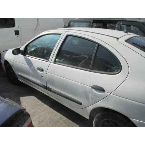 renault megane i berlina hatchback (ba0) del año 1996