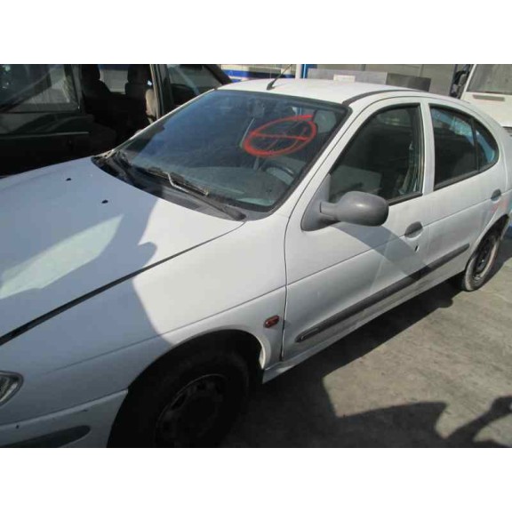 renault megane i berlina hatchback (ba0) del año 1996