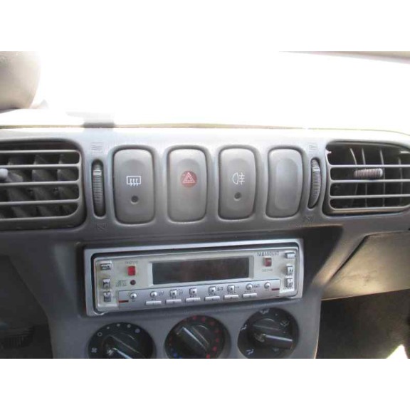 nissan micra (k11) del año 1994