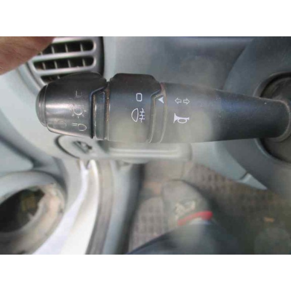 renault megane i berlina hatchback (ba0) del año 1996