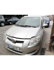 toyota auris del año 2007