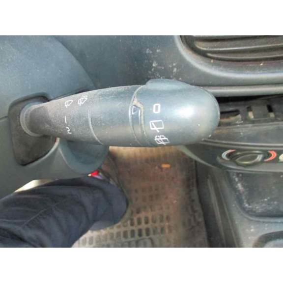 renault megane i berlina hatchback (ba0) del año 1996