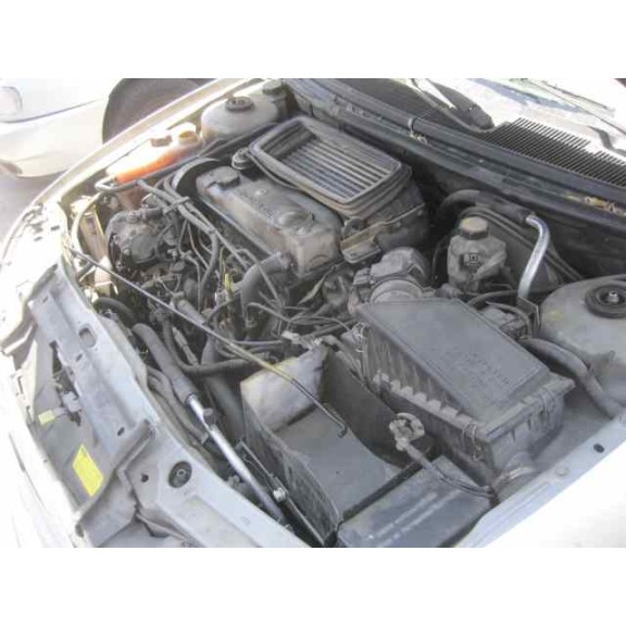 ford mondeo berlina (gd) del año 2000