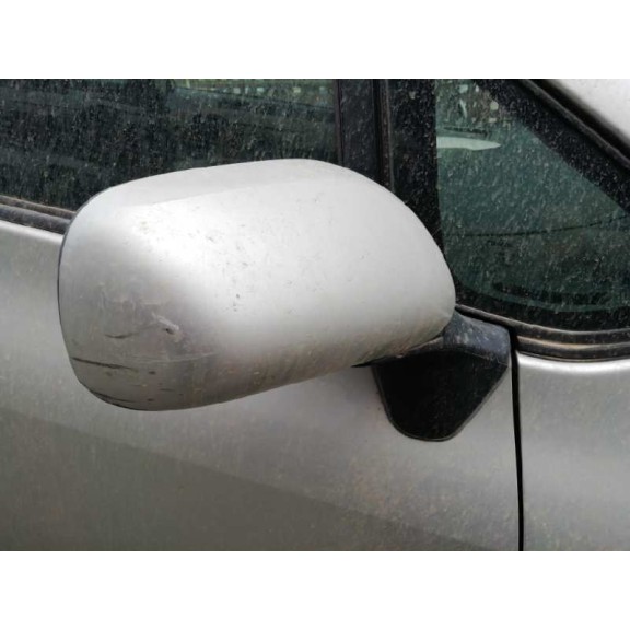 toyota auris del año 2007